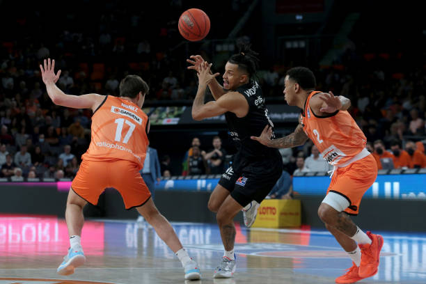 紧张刺激的 紧张刺激的