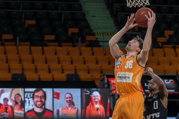 划来回补可 划来回补可