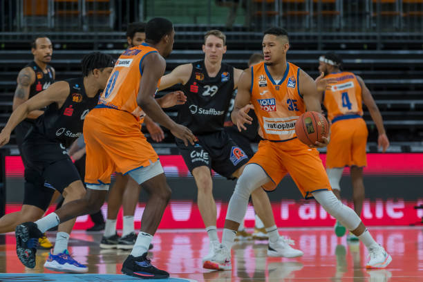 构建的年轻 构建的年轻